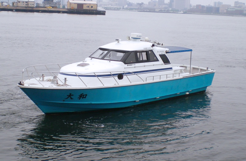 ファミリーホール高津の海洋散骨、東神奈川桟橋出港20名様プラン242,000円