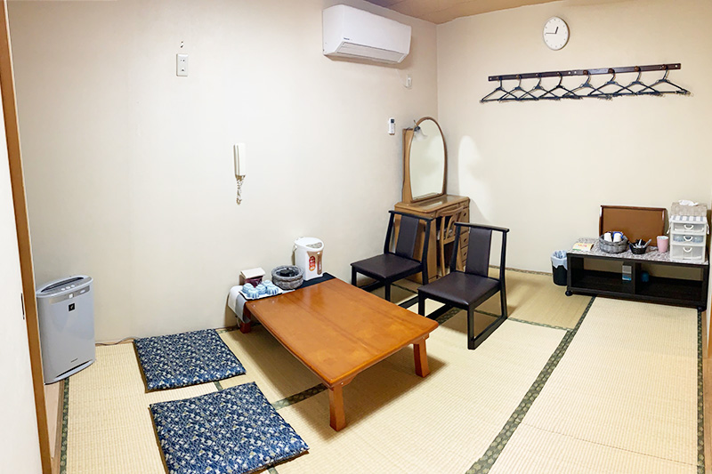 ファミリーホール高津、斎場案内・和室控室